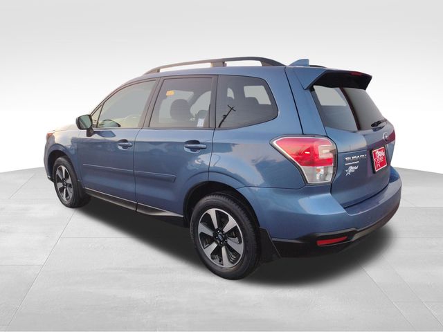 2018 Subaru Forester 2.5i Premium photo 3