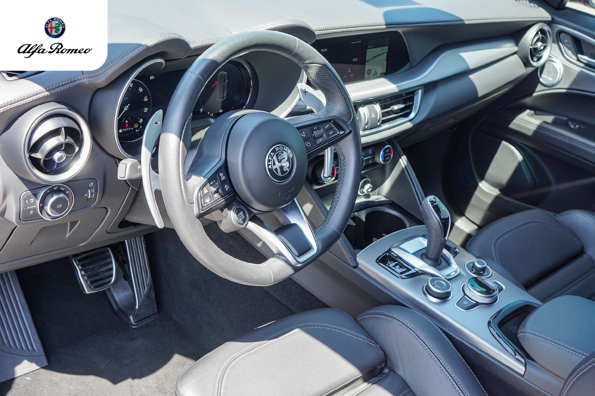 2025 Alfa Romeo Stelvio Base - Photo 9
