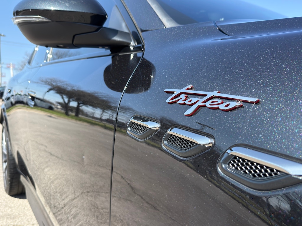 Certified 2023 Maserati Grecale Trofeo Sport Utility