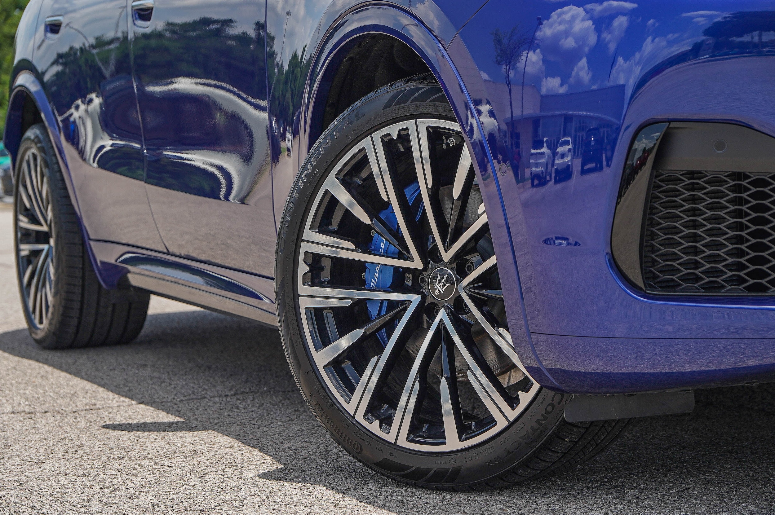 Certified 2023 Maserati Grecale MODENA with VIN ZN682AVM1P7410577 for sale in Austin, TX