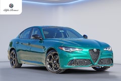 2025 Alfa Romeo Giulia INTENSA AWD Sedan