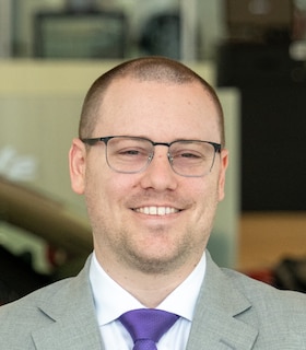 Staff member LOUIS GOODMAN from ID_26cd6c5c507c