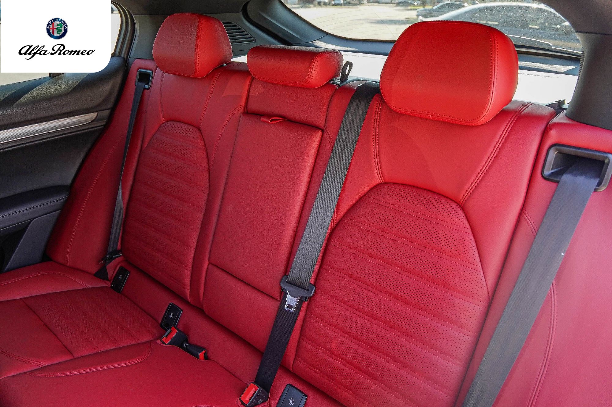 2025 Alfa Romeo Stelvio Base - Photo 26