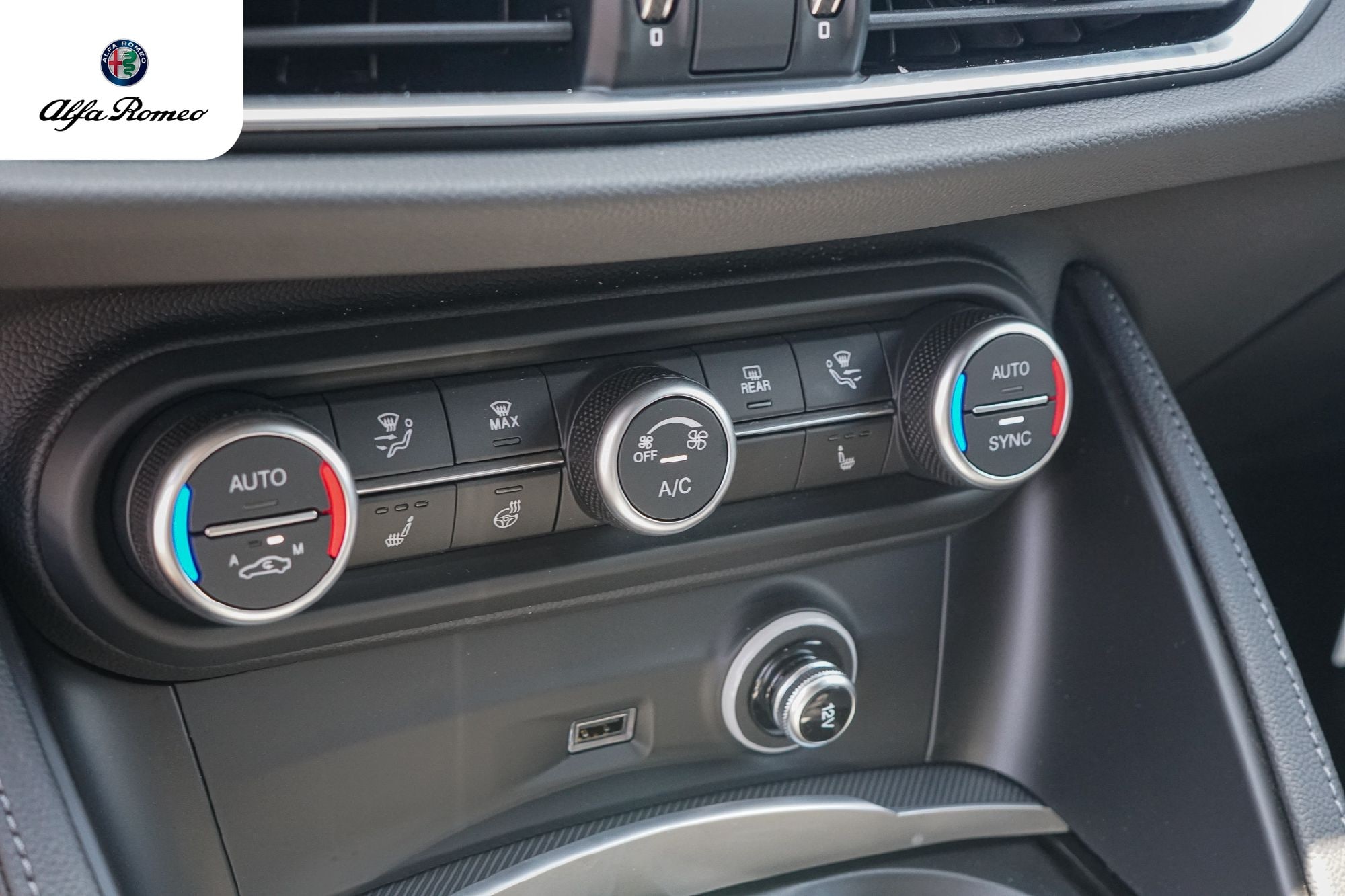 2026 Alfa Romeo Stelvio Base - Photo 21