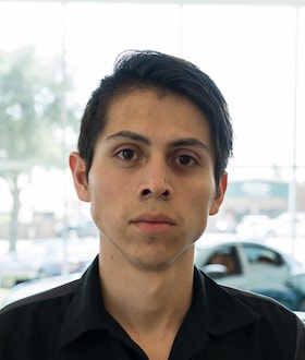 Staff member Alexis Ibarra from ID_aeb3f9b47777