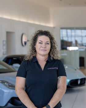 Staff member NICOLE DURAN from ID_aeb3f9b47777