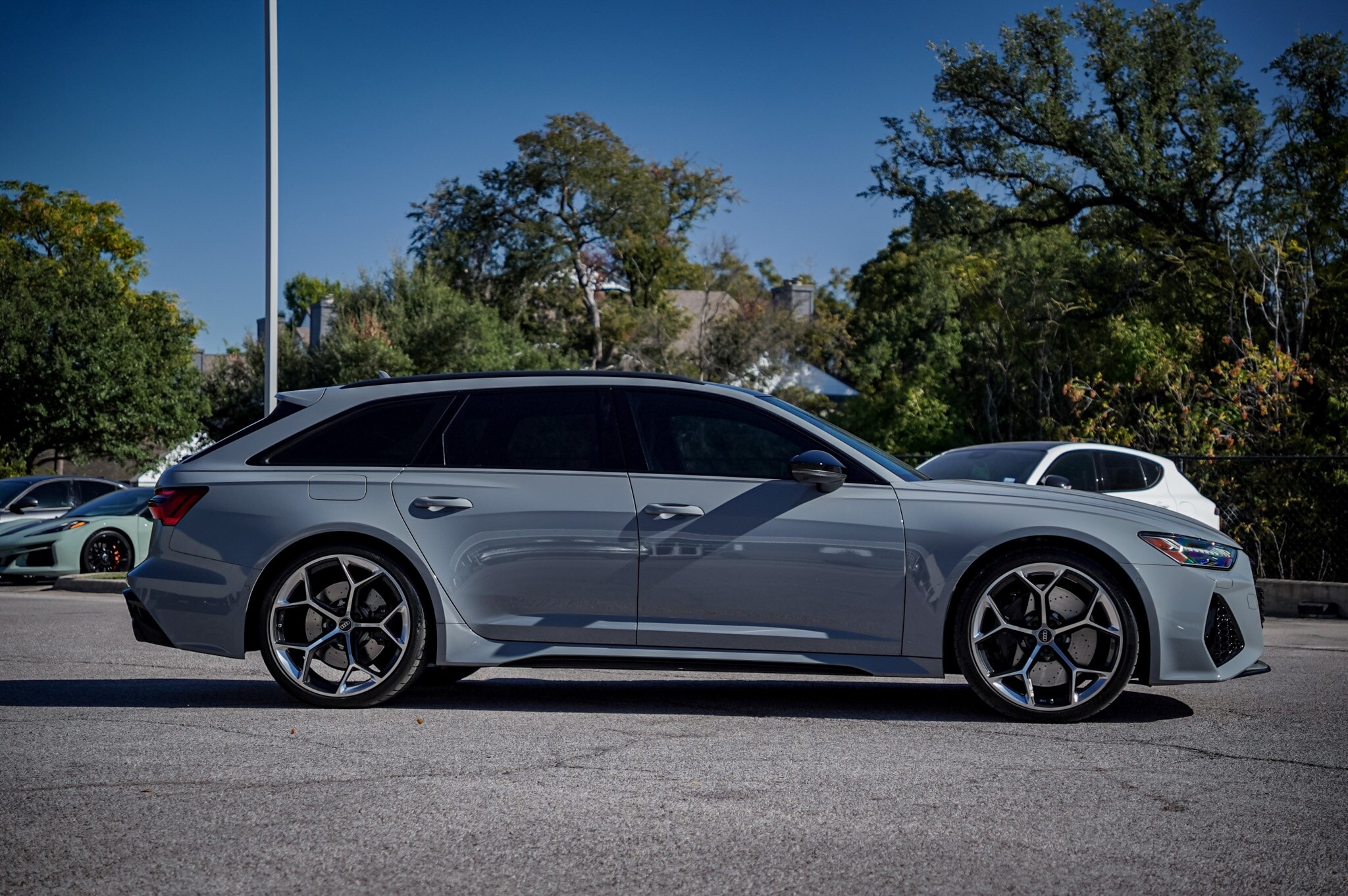 2025 Audi RS 6 Avant Performance photo 4