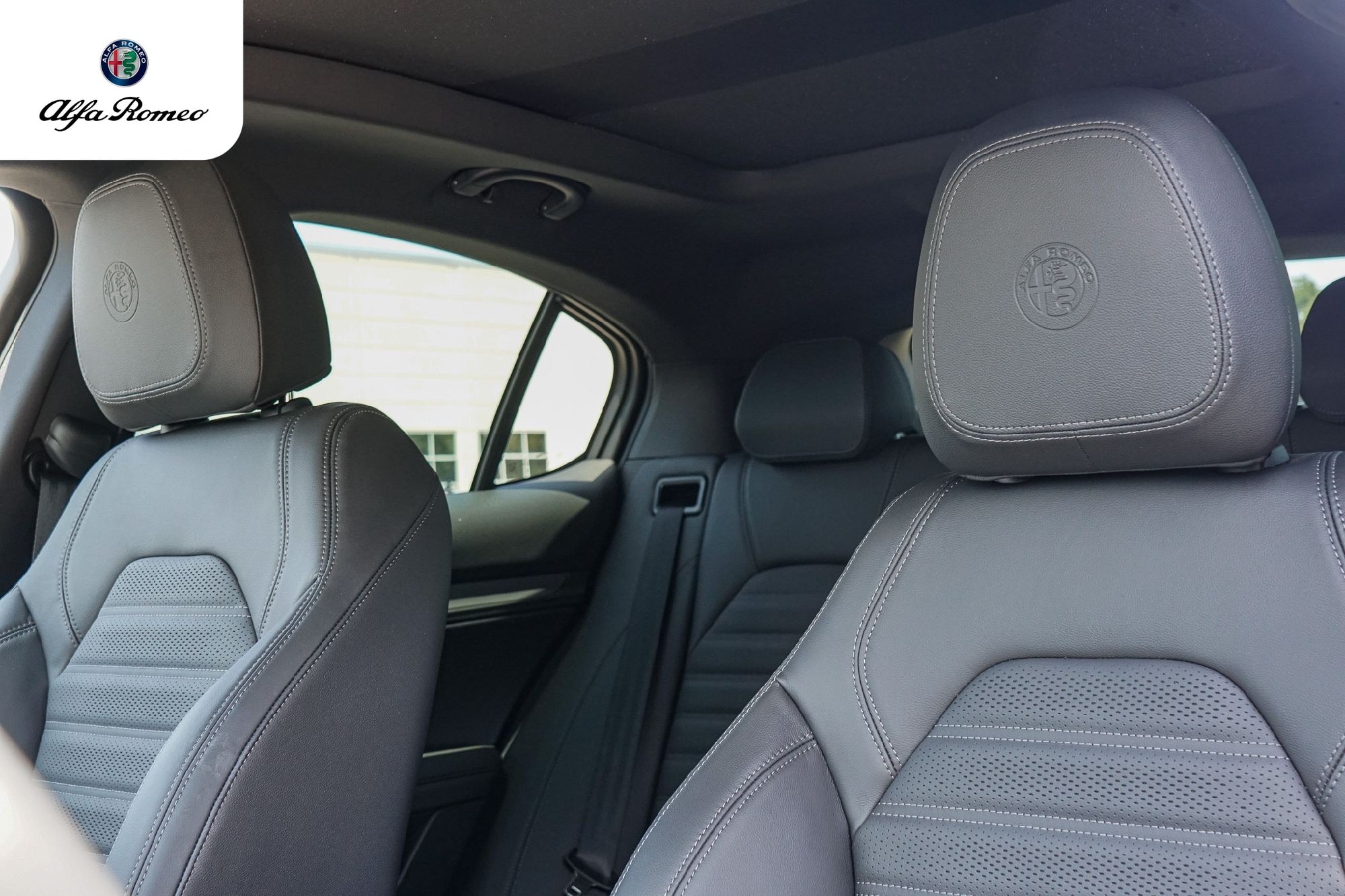 2026 Alfa Romeo Stelvio Base - Photo 13
