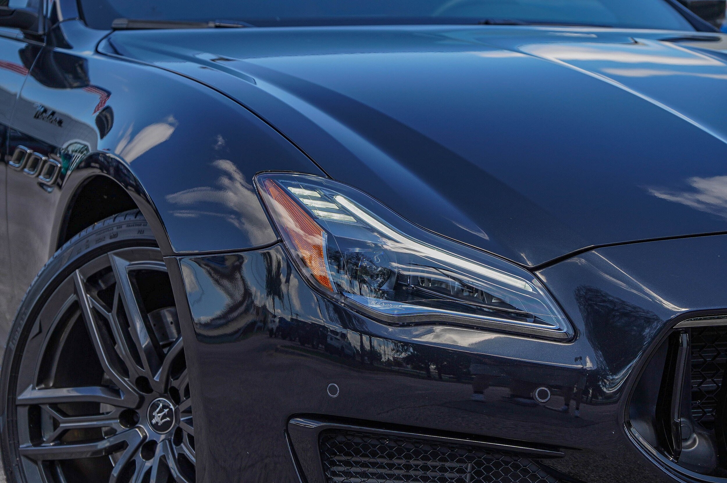 2022 Maserati Quattroporte Modena photo 3