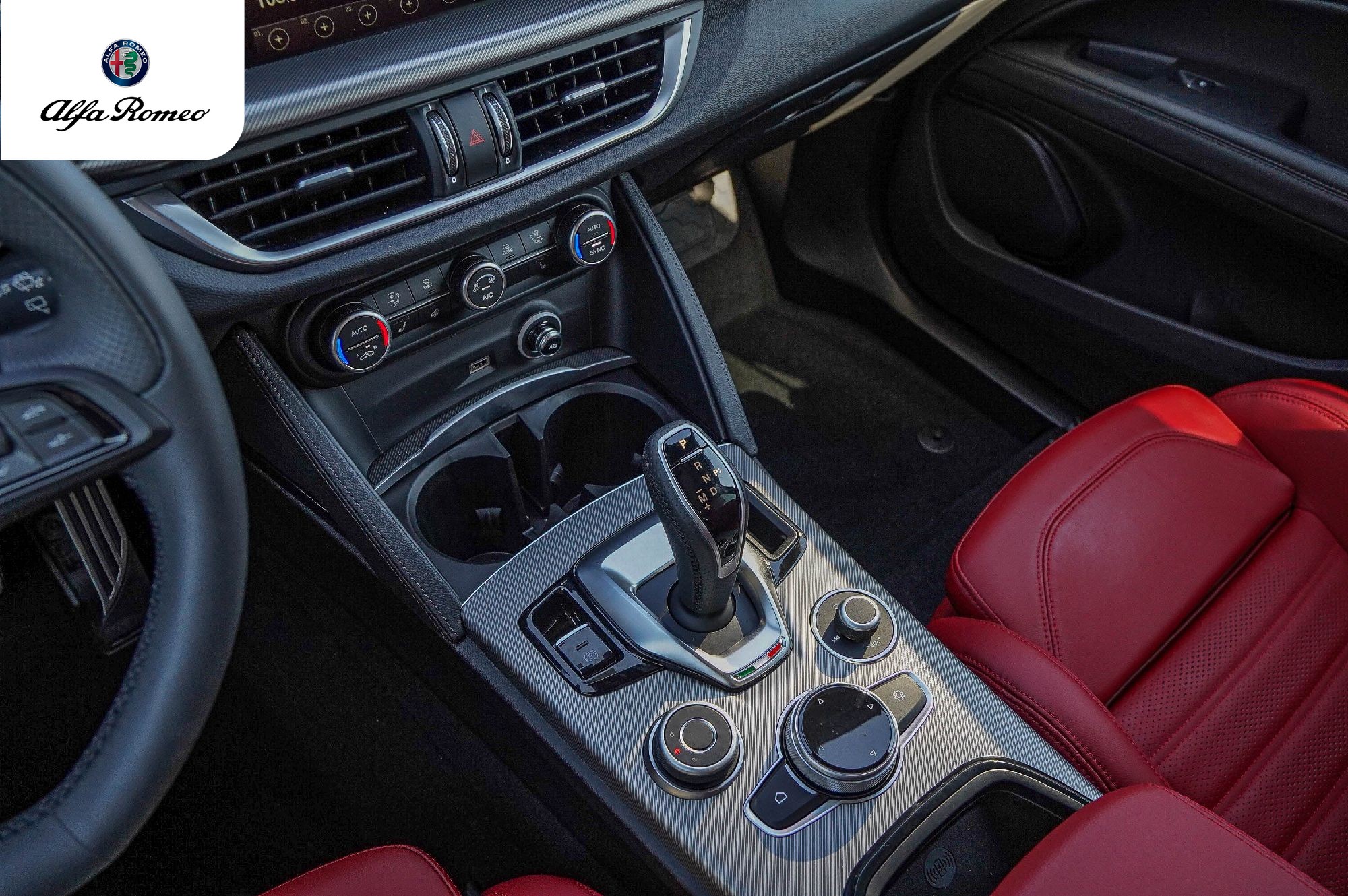 2025 Alfa Romeo Stelvio Base - Photo 14