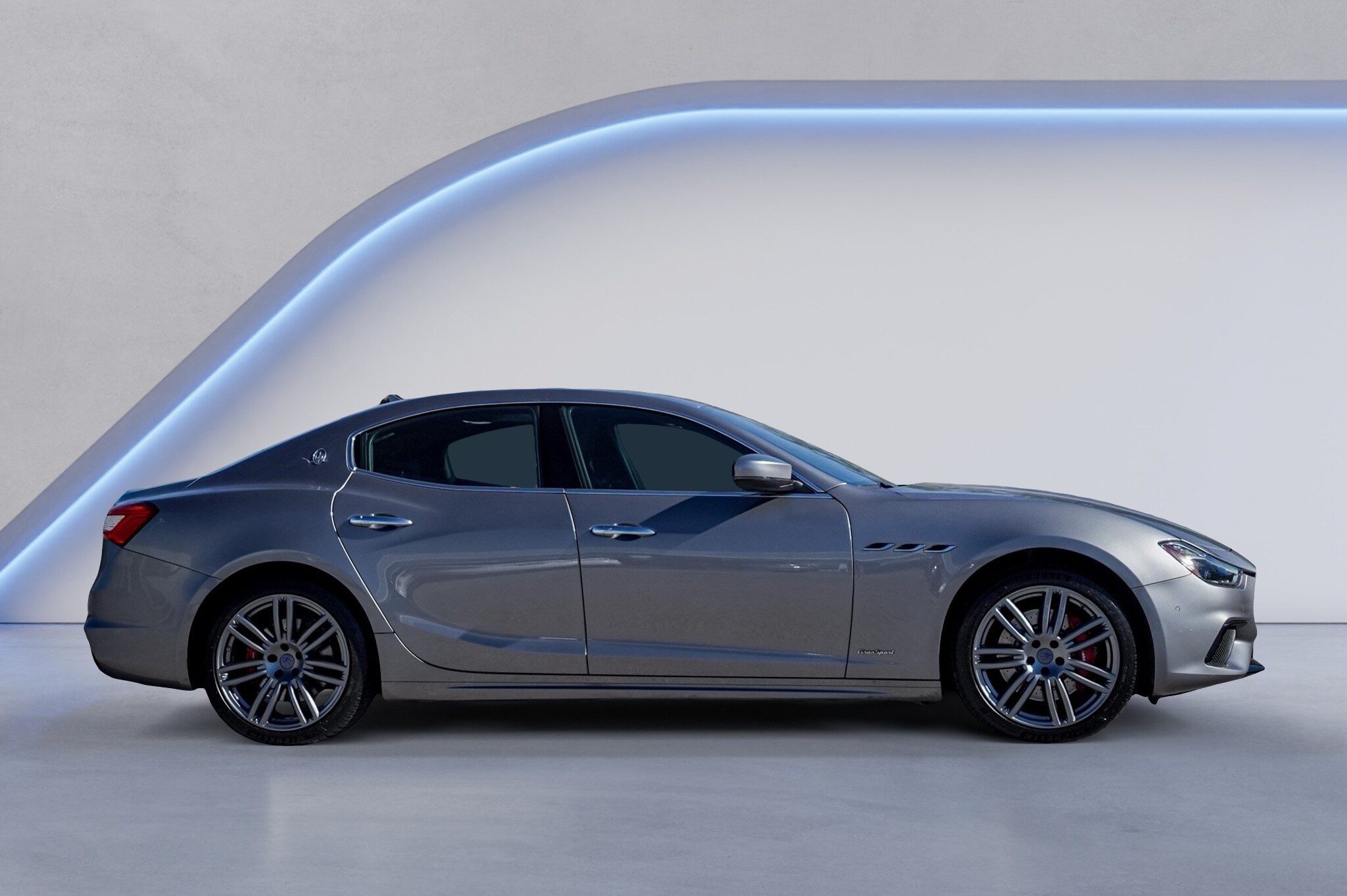 2018 Maserati Ghibli GranSport photo 3