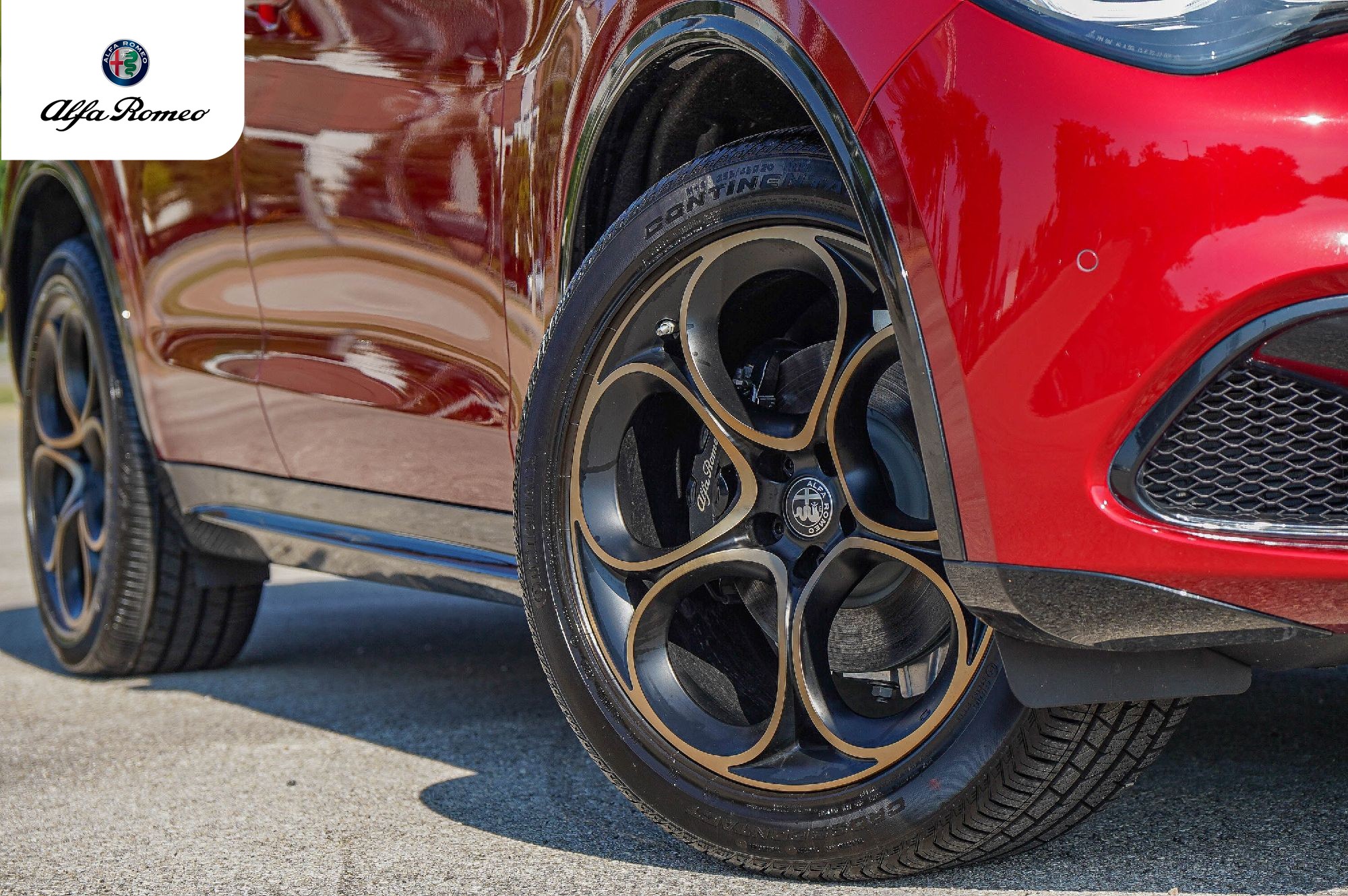 2025 Alfa Romeo Stelvio Intensa - Photo 2
