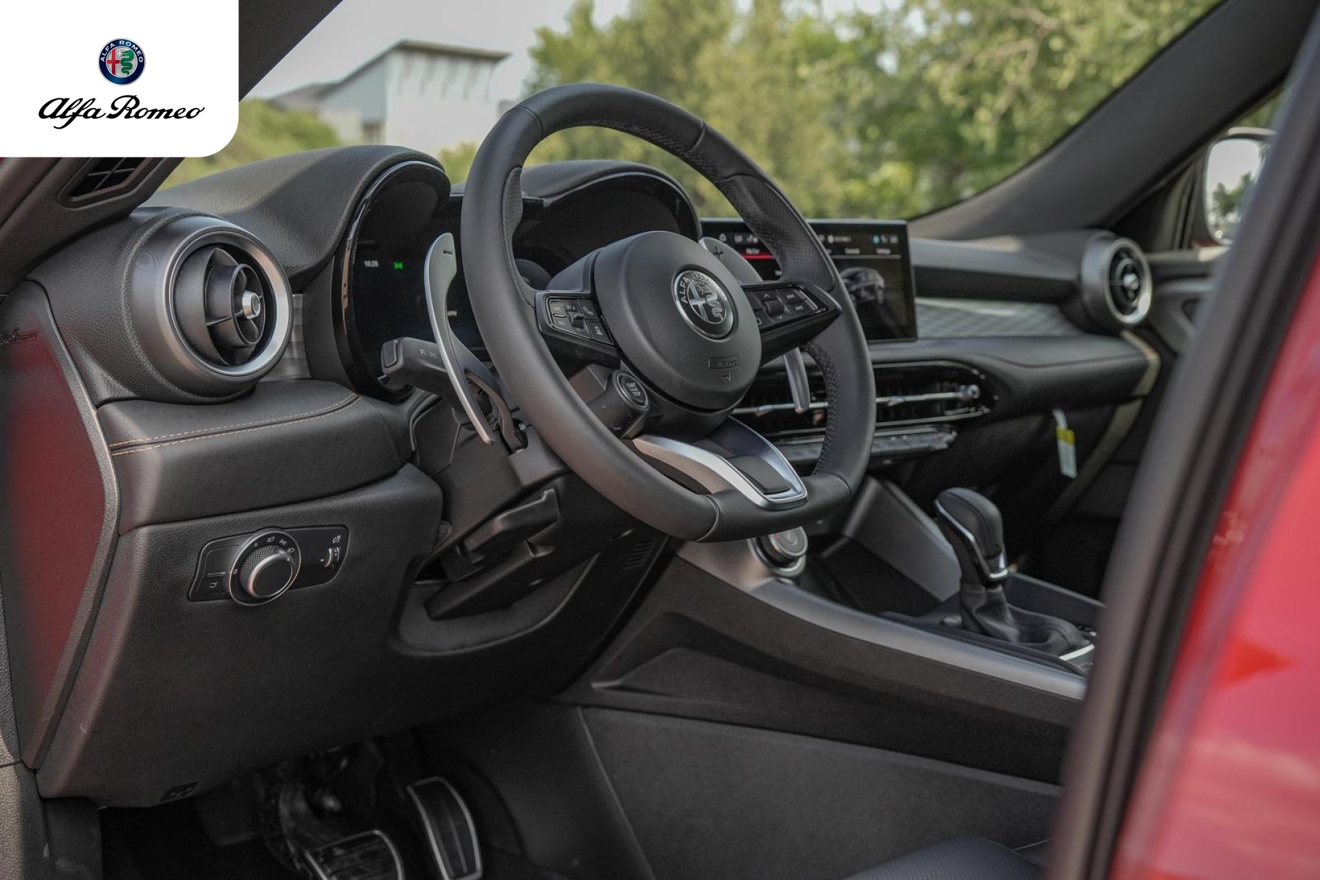 2025 Alfa Romeo Tonale Base - Photo 8
