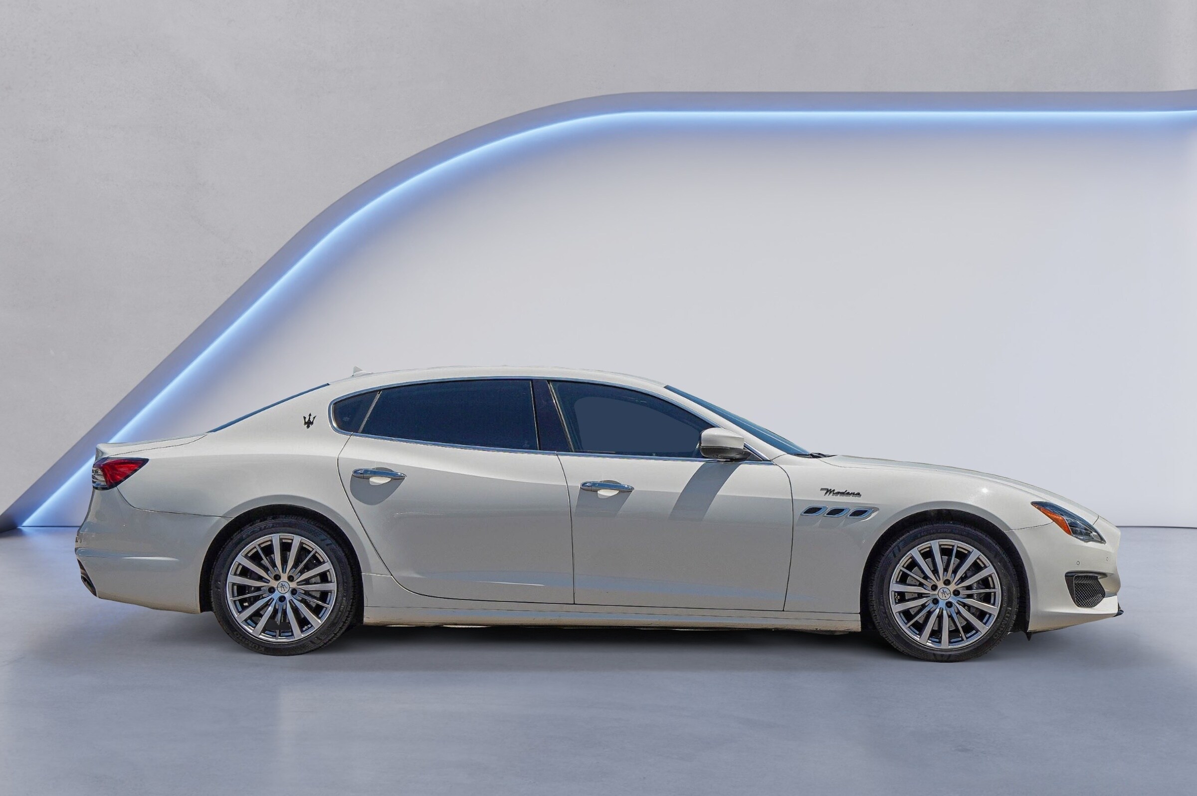 2022 Maserati Quattroporte Modena photo 4