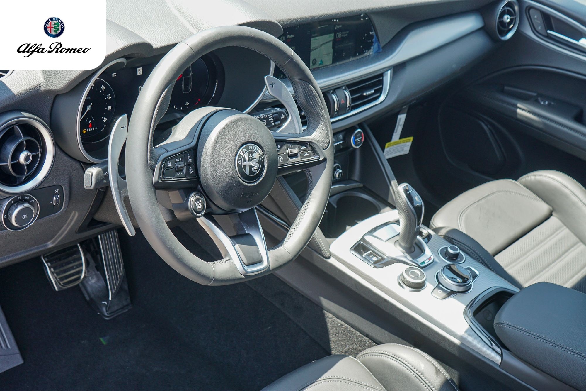 2026 Alfa Romeo Stelvio Base - Photo 9