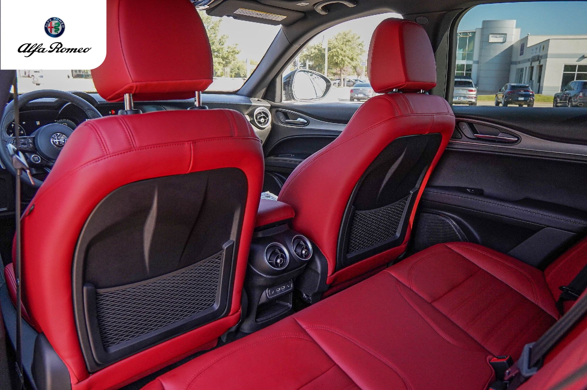 2025 Alfa Romeo Stelvio Base - Photo 24