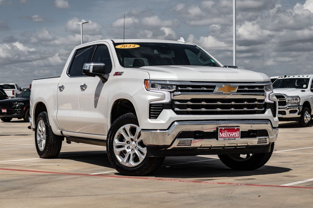 Used 2024 Chevrolet Silverado 1500 LTZ with VIN 3GCUDGED2RG285349 for sale in Castroville, TX