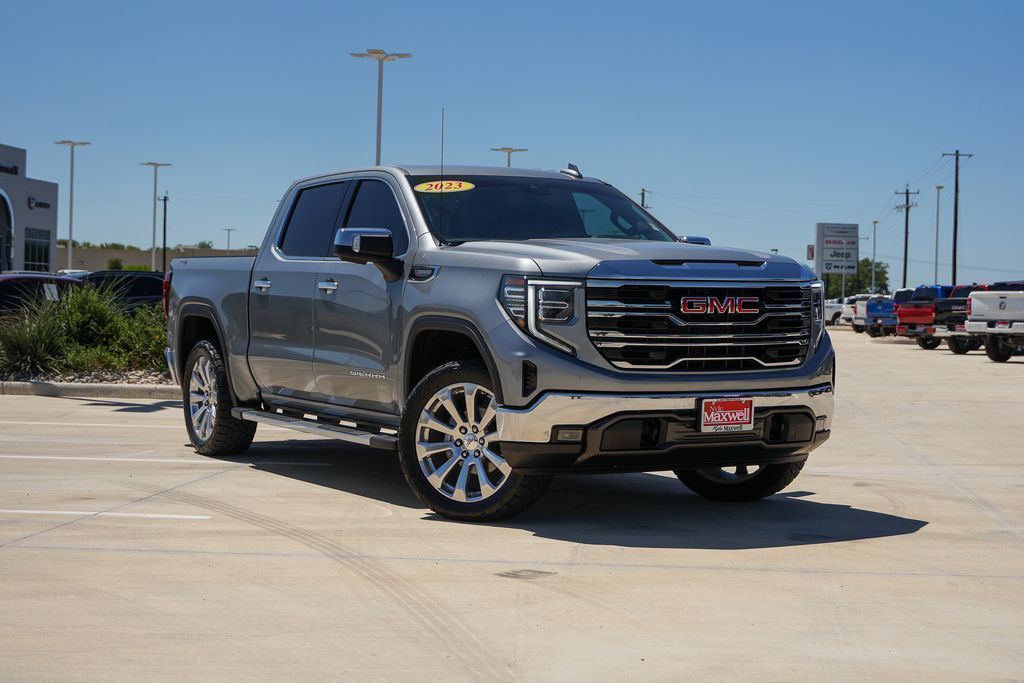 Used 2023 GMC Sierra 1500 SLT with VIN 3GTUUDEDXPG175161 for sale in Castroville, TX