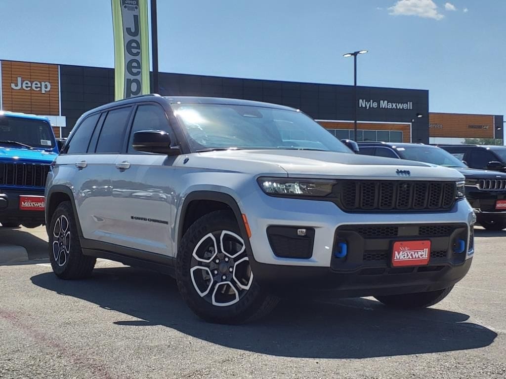 Used 2022 Jeep Grand Cherokee Trailhawk 4xe with VIN 1C4RJYC6XN8748279 for sale in Killeen, TX