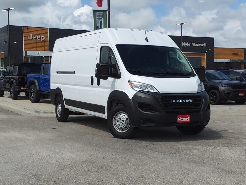 Used 2023 RAM ProMaster Cargo Van Base with VIN 3C6LRVDG5PE523997 for sale in Killeen, TX