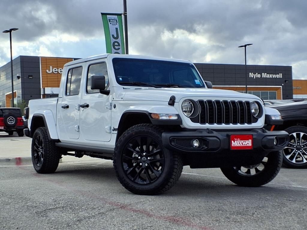 New 2025 Jeep Gladiator Nighthawk For Sale Killeen TX