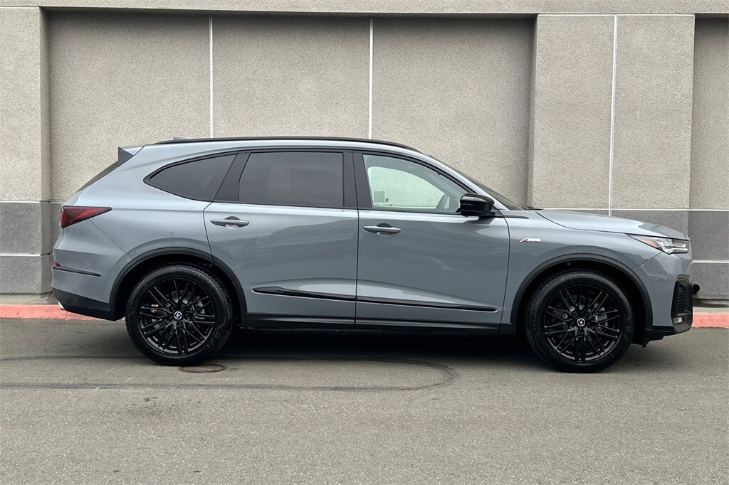 2026 Acura MDX A-Spec Advance SH-AWD photo 3