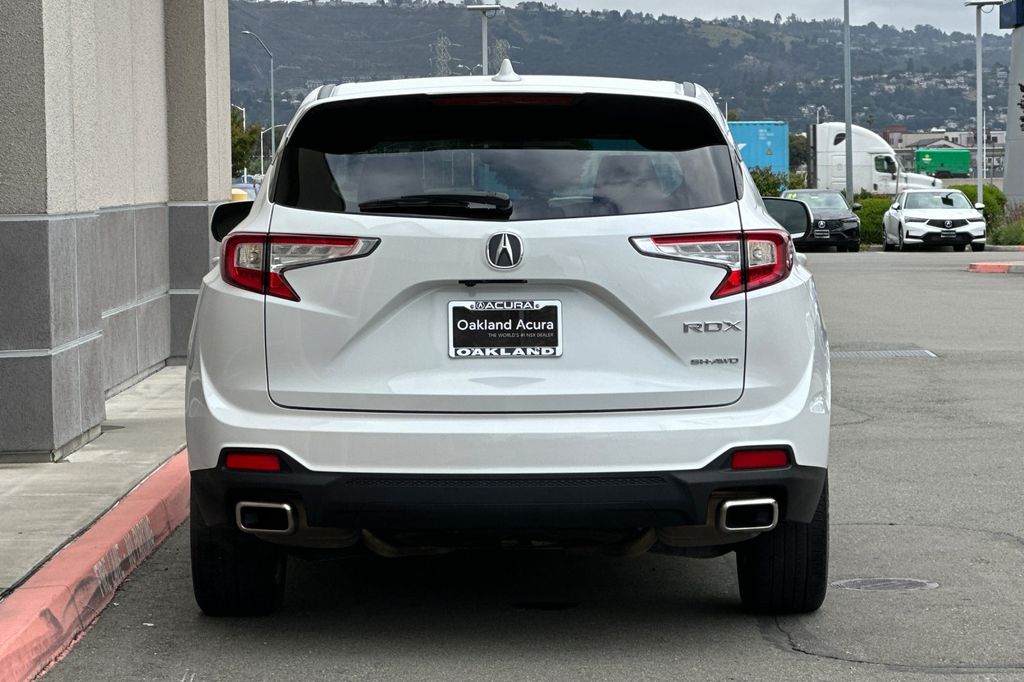 2023 Acura RDX Base SH-AWD photo 5
