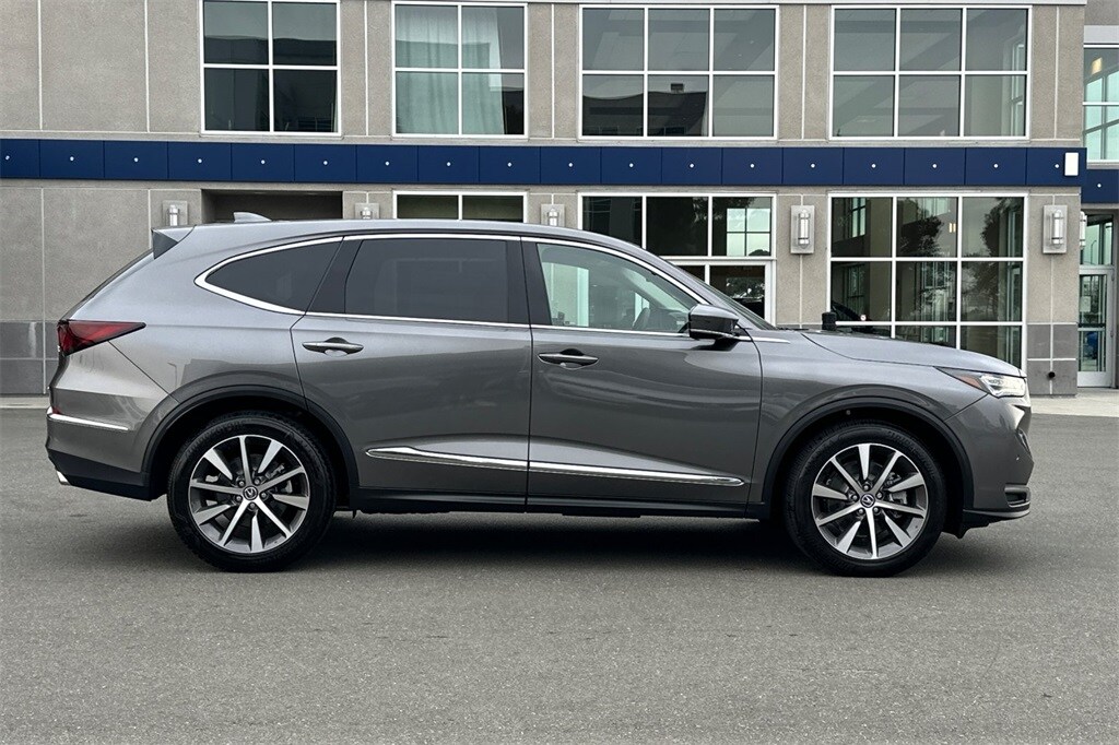 2026 Acura MDX Technology SH-AWD photo 3