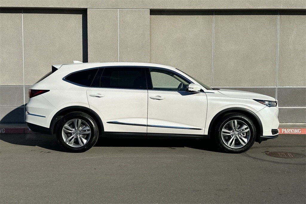2026 Acura MDX Base SH-AWD photo 3