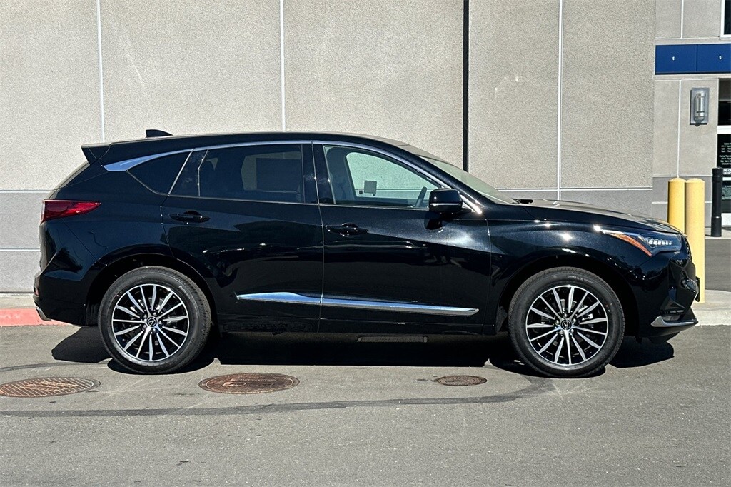 2025 Acura RDX Advance photo 3