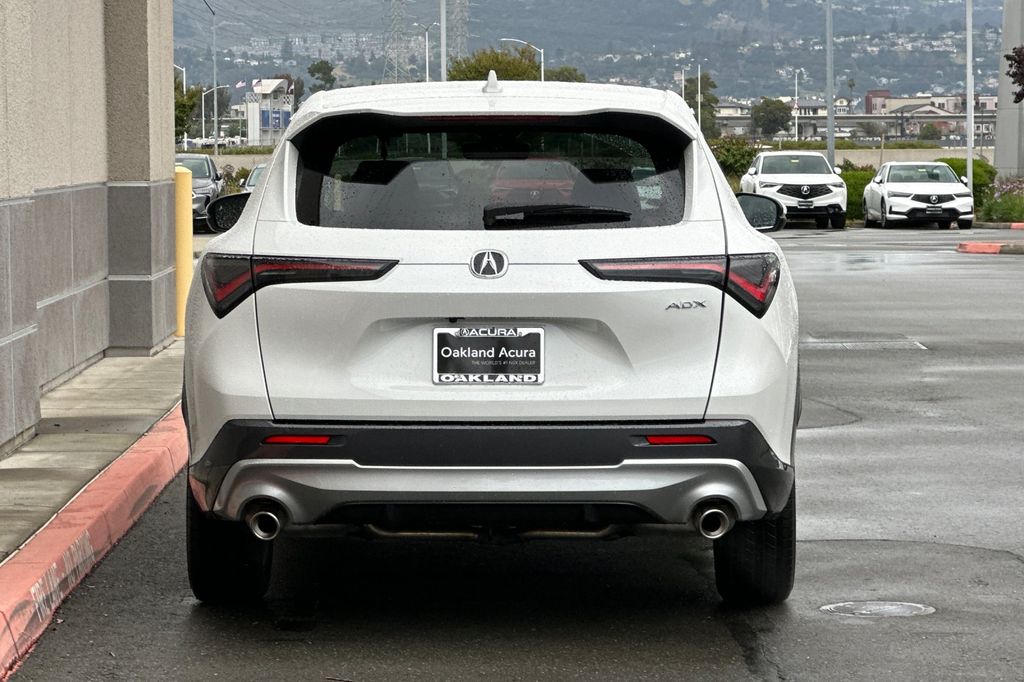 2025 Acura ADX Base photo 5