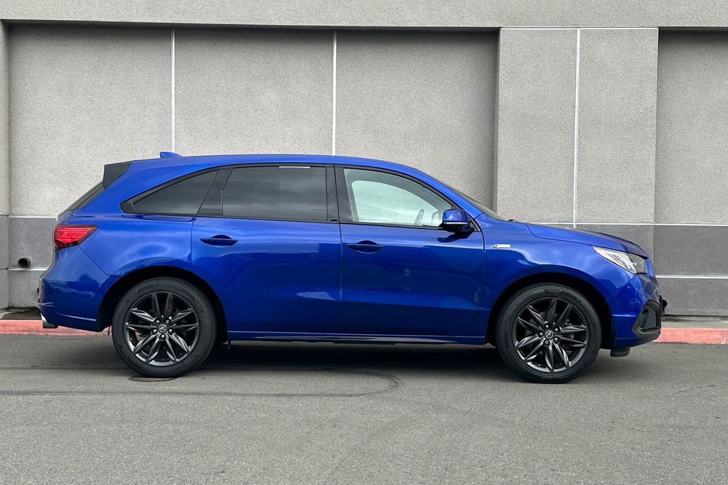 2020 Acura MDX Technology & A-Spec Packages SH-AWD photo 2