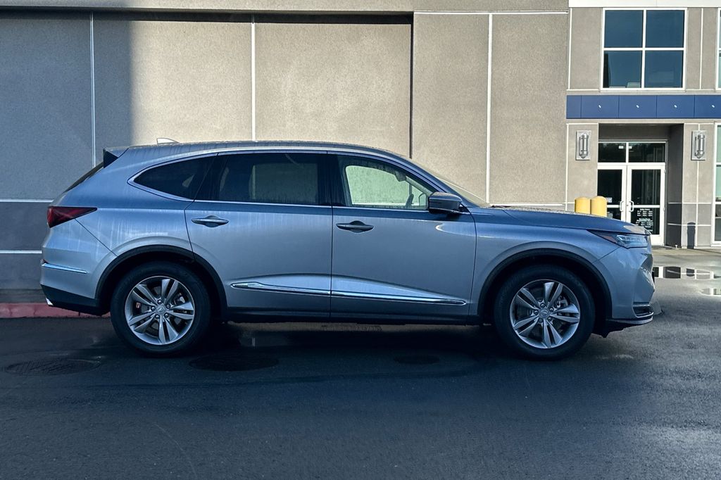 2025 Acura MDX Base photo 2