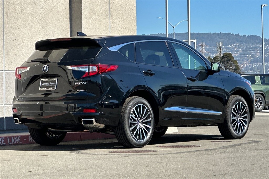 2025 Acura RDX Advance photo 4