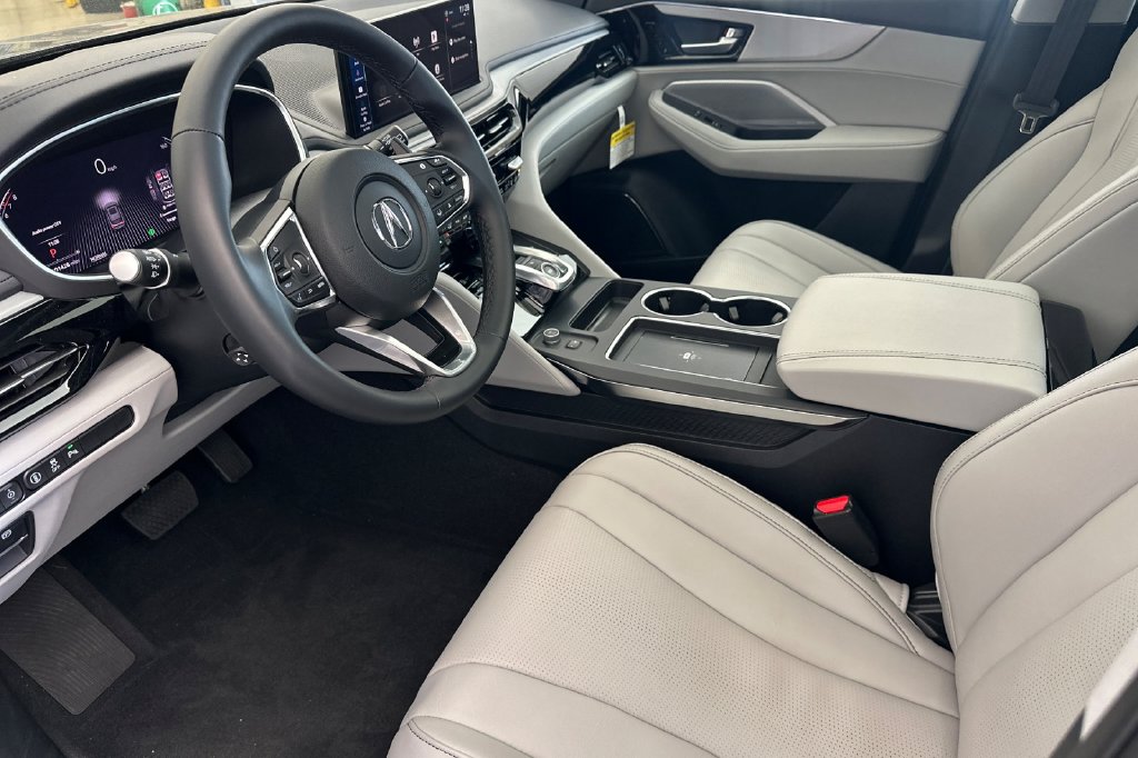 2026 Acura MDX Technology Package - Photo 11