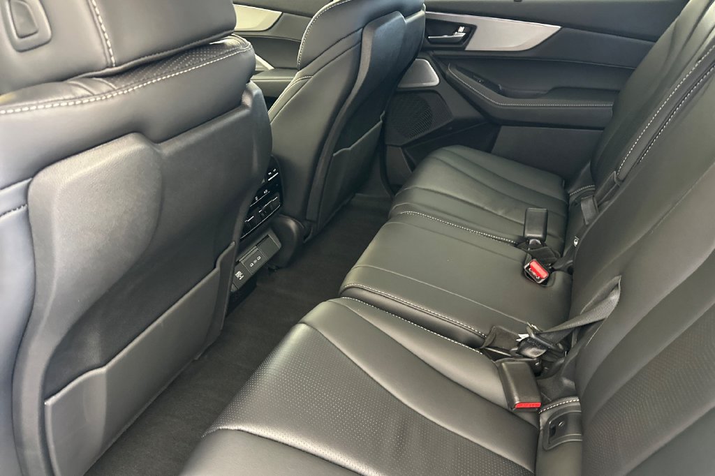 2026 Acura MDX Technology Package - Photo 13