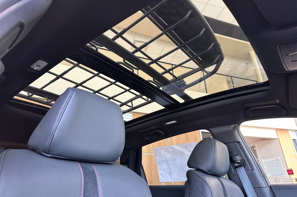 2026 Acura RDX A-Spec Package - Photo 17