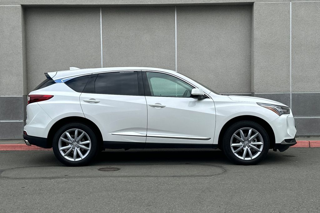 2023 Acura RDX Base SH-AWD photo 2
