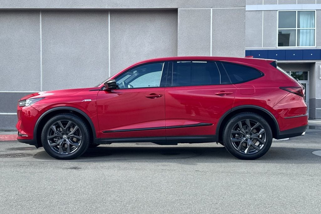 2023 Acura MDX A-Spec SH-AWD photo 3