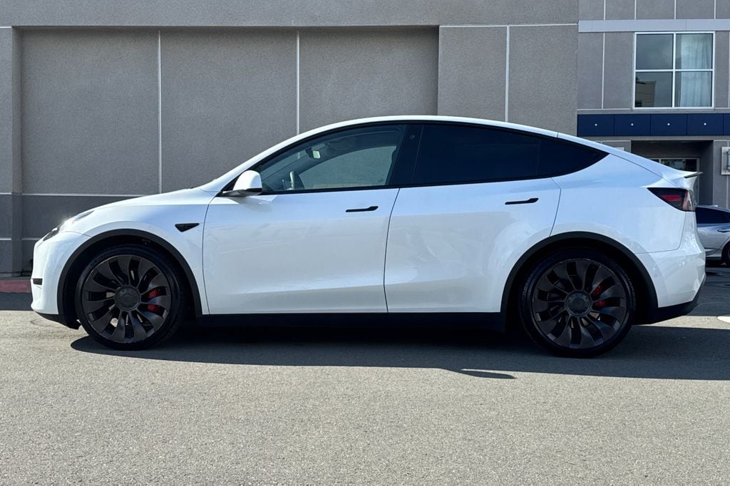 2022 Tesla Model Y Performance photo 6