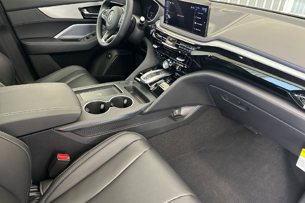 2026 Acura MDX Technology Package - Photo 18