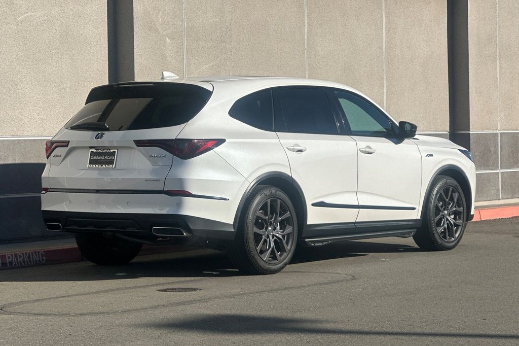 2023 Acura MDX A-Spec SH-AWD photo 4