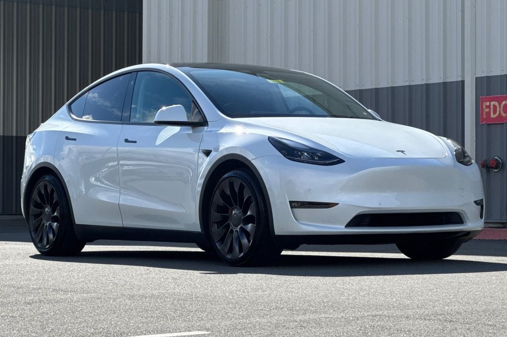 Used 2022 Tesla Model Y Performance with VIN 7SAYGDEF6NF493875 for sale in Oakland, CA