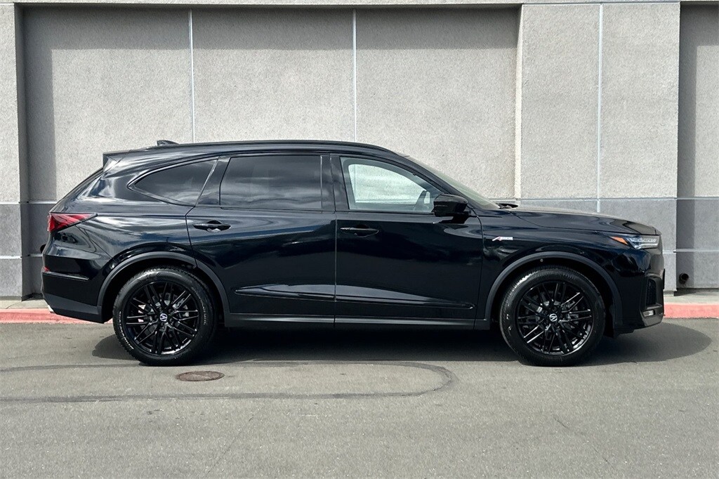2026 Acura MDX A-Spec Advance SH-AWD photo 3