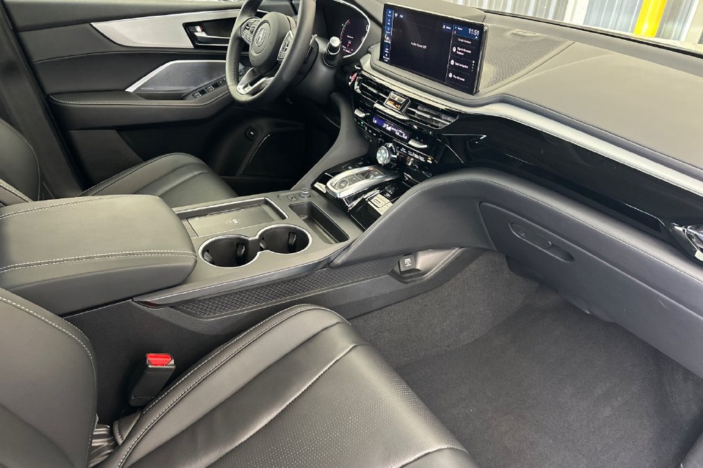 2026 Acura MDX Technology Package - Photo 18