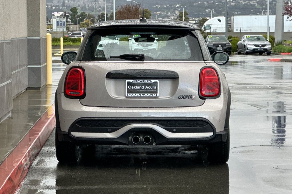 2023 MINI Cooper S Base photo 4