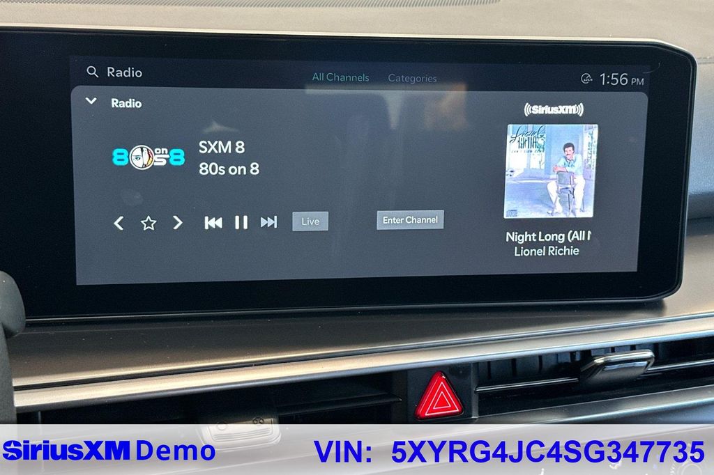 2025 Kia Sorento LX - Photo 29