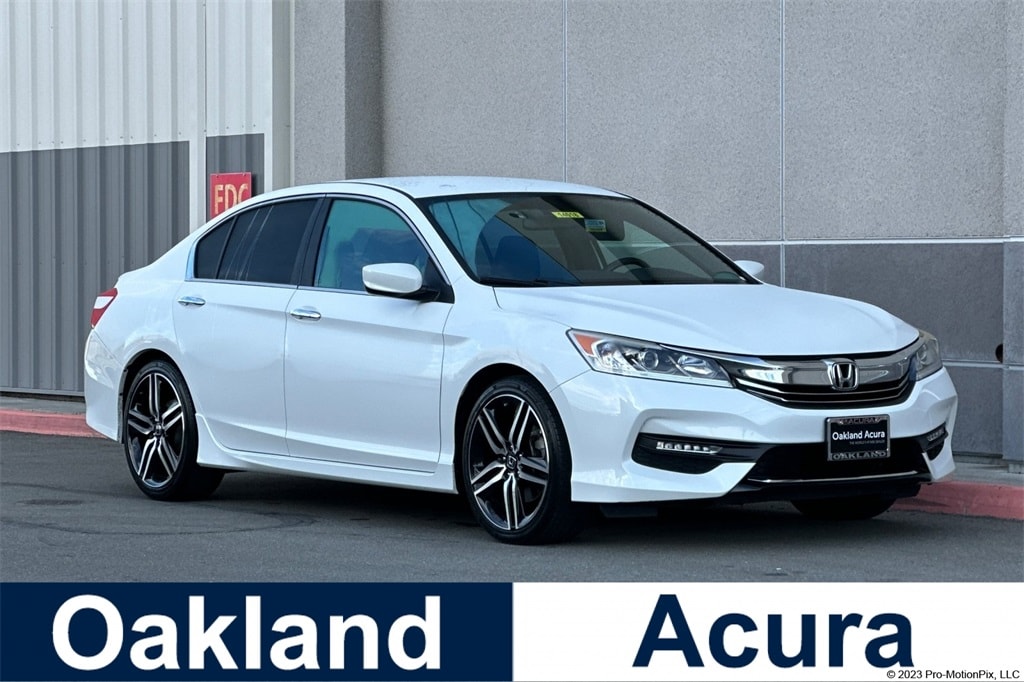 2017 Honda Accord Sport SE's photo