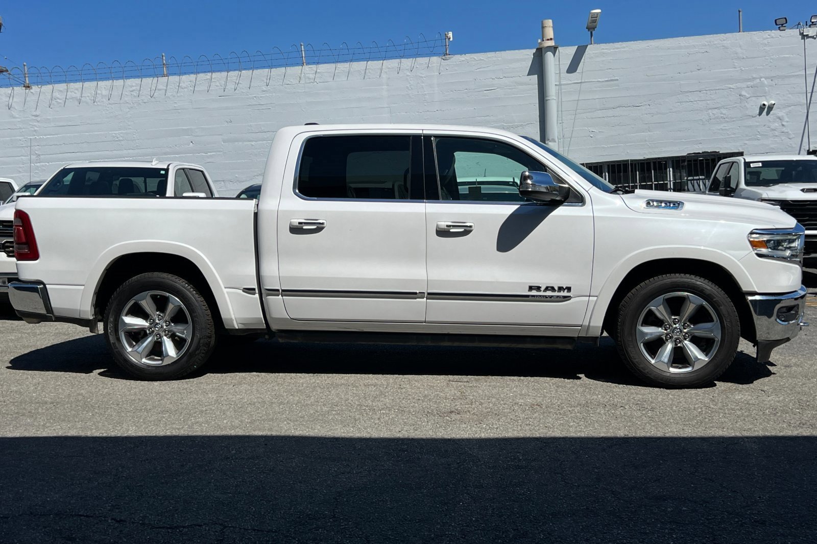2021 Ram 1500 Limited photo 3
