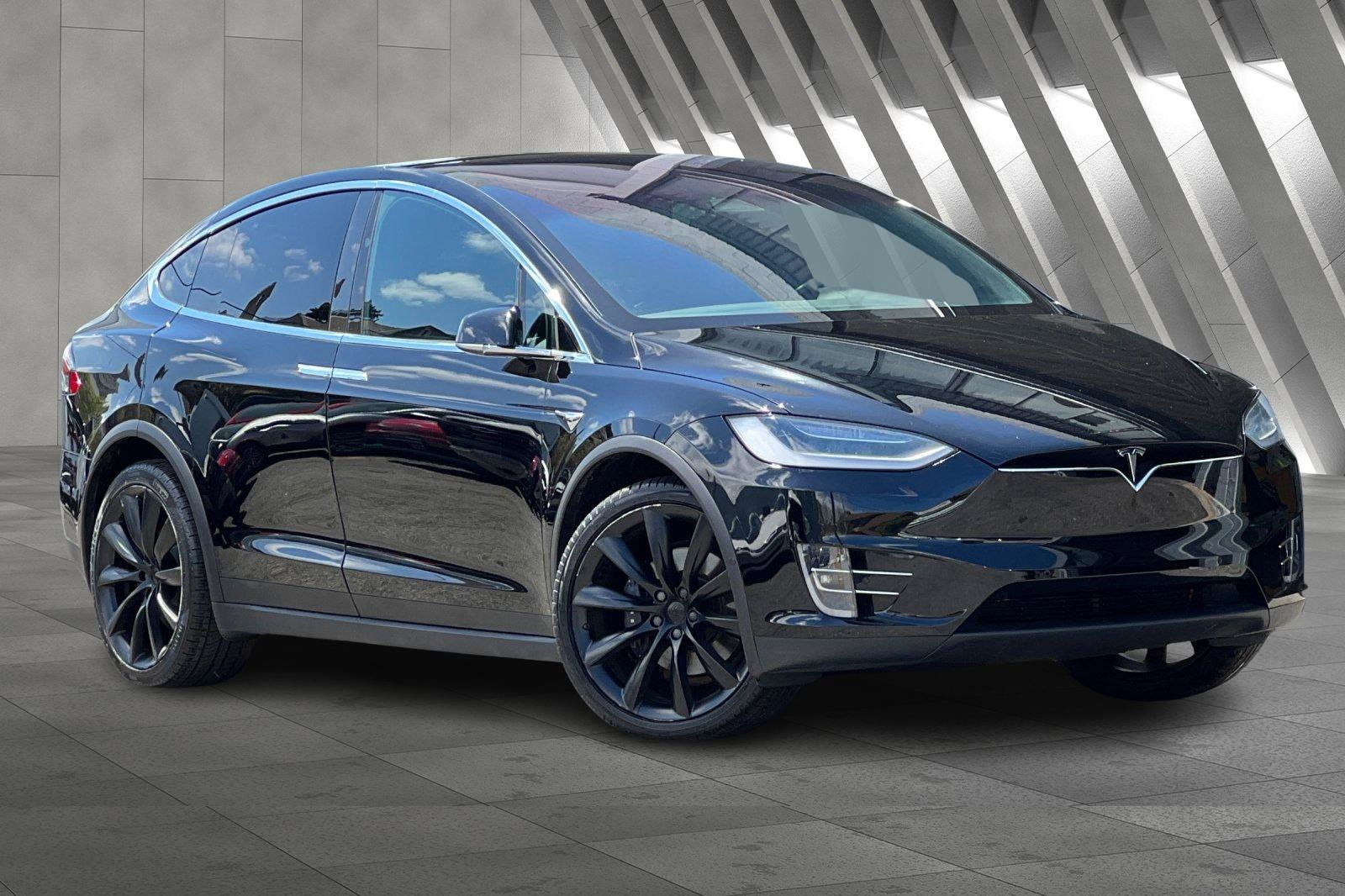 Used 2020 Tesla Model X Long Range Plus with VIN 5YJXCDE27LF304830 for sale in Oakland, CA